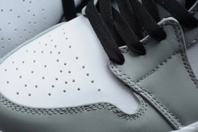 HYPE Light AIR 554724-092 1 Grey Mid Smoke Jordan 0815